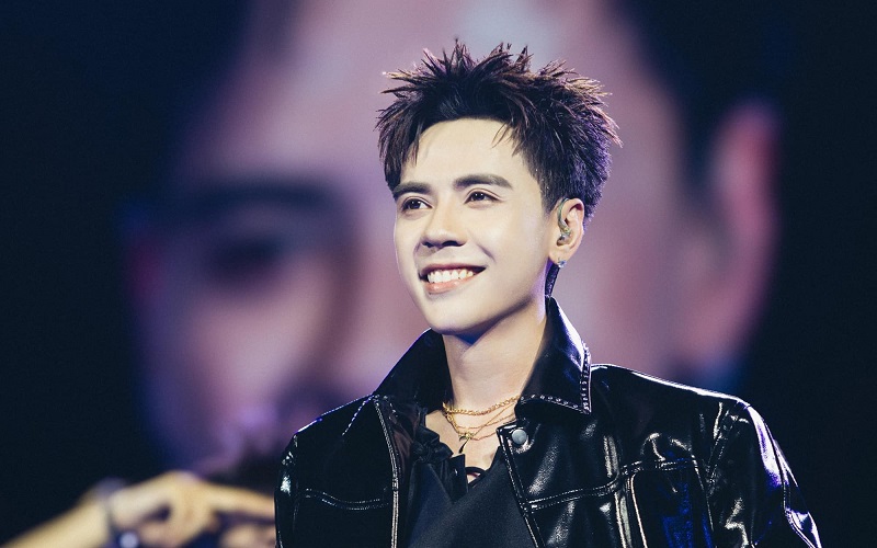 quang-hung-masterd-la-ai-1